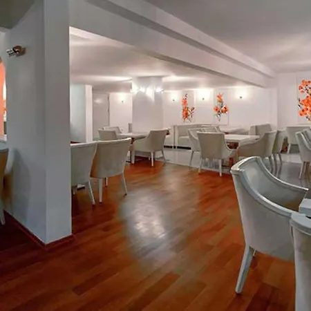 Kyrenia Jasmine Court 4* Küçükerenköy