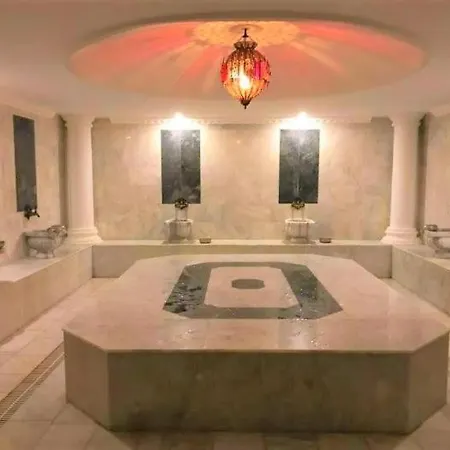 Hotel Kyrenia Jasmine Court 4*