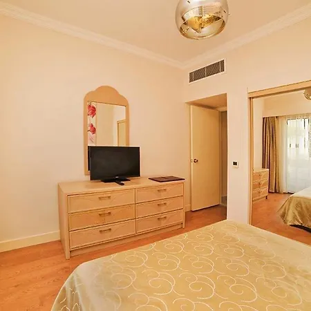 Jasmine Court & In Kyrenia 4*