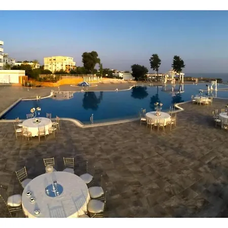 Hotel Kyrenia Jasmine Court