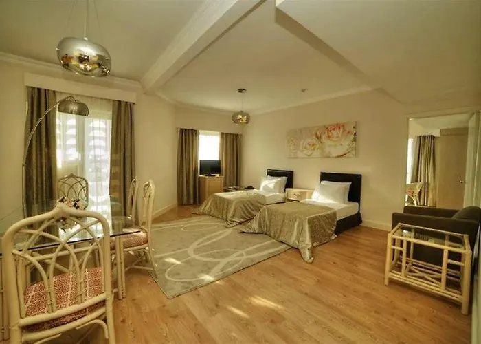 Kyrenia Jasmine Court Otel