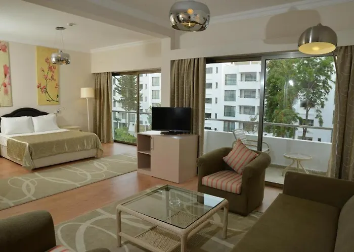 Kyrenia Jasmine Court Otel Agios Nikolaos (Famagusta)