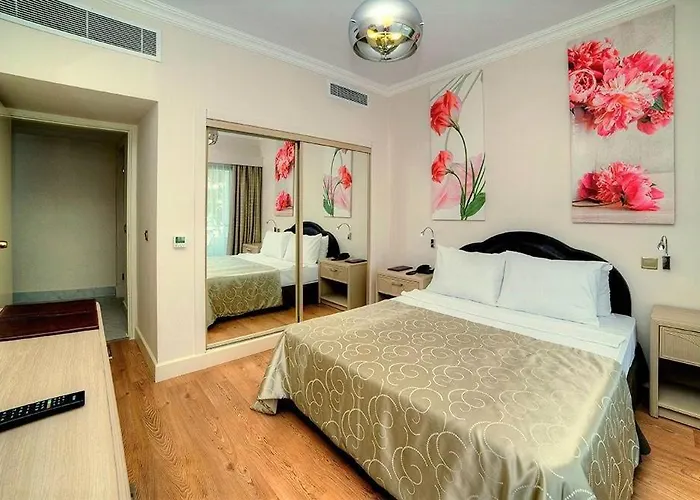 Kyrenia Jasmine Court Otel